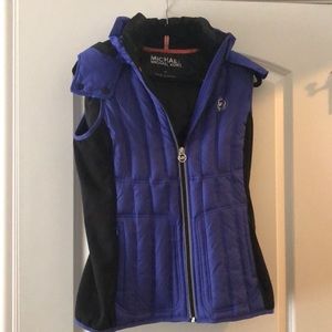 MK vest with hood